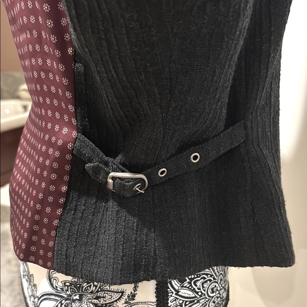 Michel Rene Black Button-Up Vest - Picture 4 of 5
